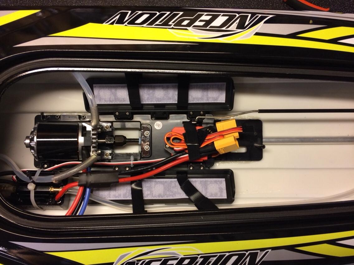 Båd HydroPro Inception - Batt holder med welco billede 8