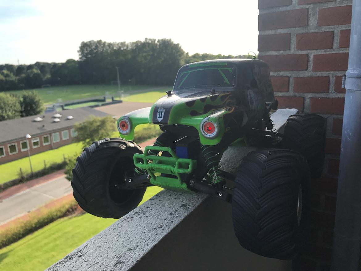 Off-Roader TRAXXAS GRAVE DIGGER billede 8