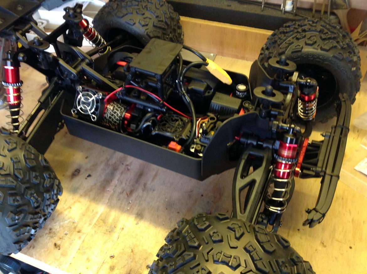 Off-Roader Arrma Outcast billede 11