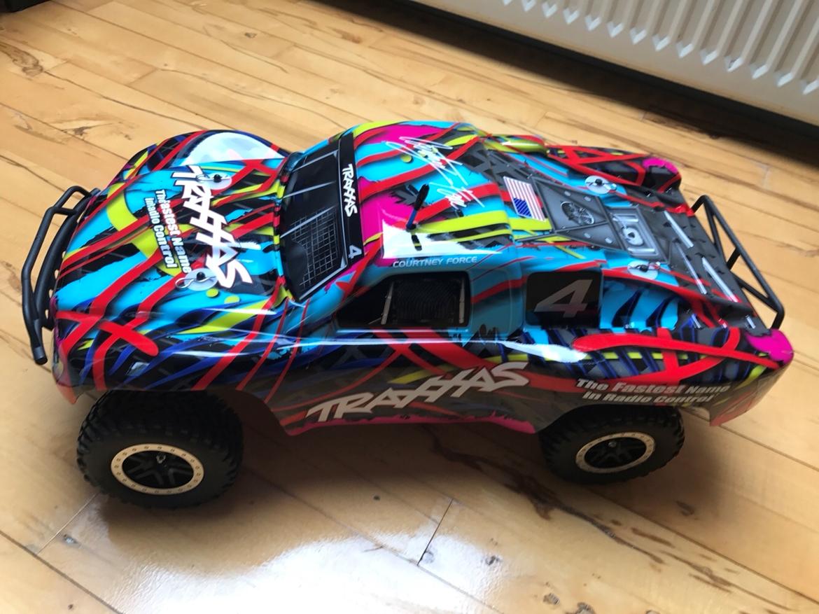 Bil Traxxas slash Courtney Force Edition billede 3