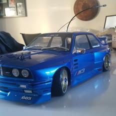 Bil BMW E30 M3