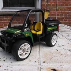 Maskiner 1/14 BRUDER John Deere Gator 855D/hjemme bix