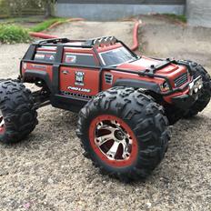 Off-Roader Traxxas summit 1/16........ No 2 ;-)