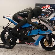 Motorcykel BSR 1000R  1/10