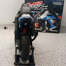Motorcykel BSR 1000R  1/10