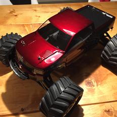 Off-Roader Traxxas e-revo brushless