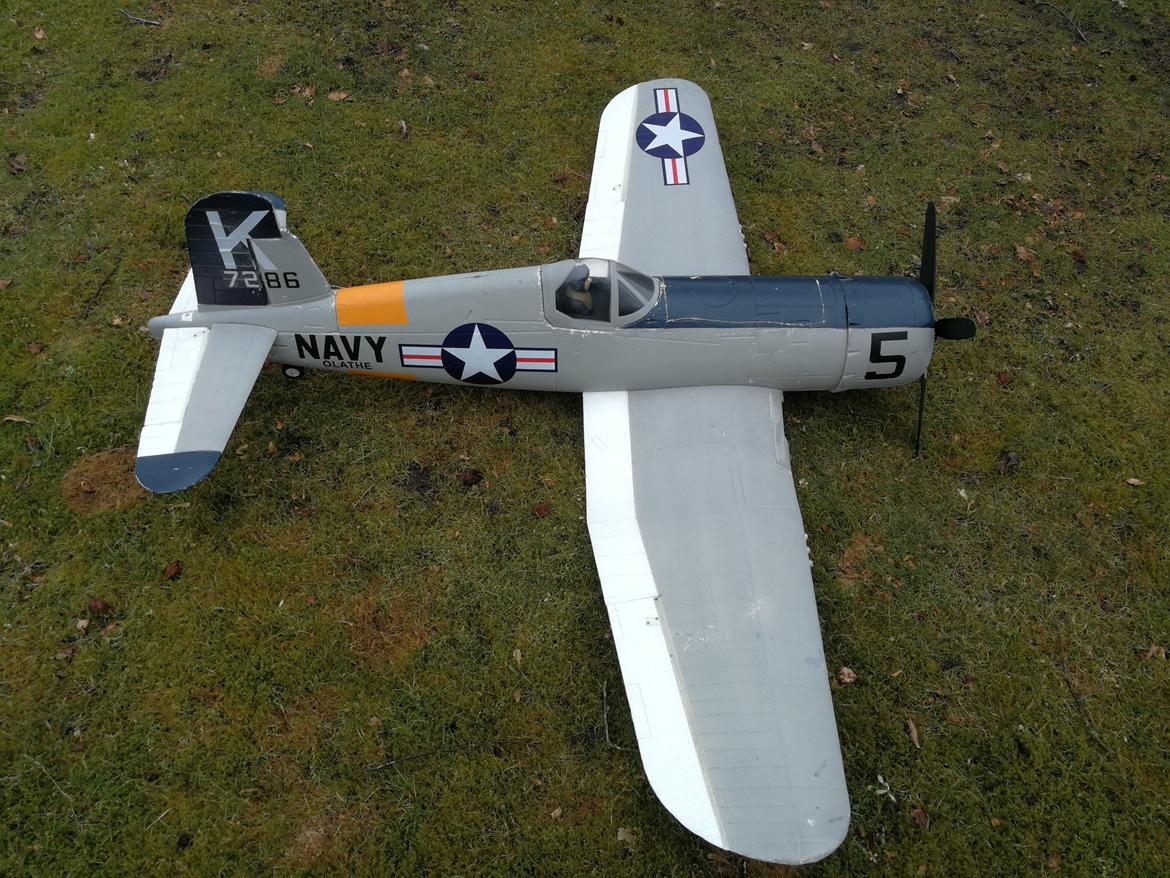 Fly FMS Corsair F4U (død) billede 3