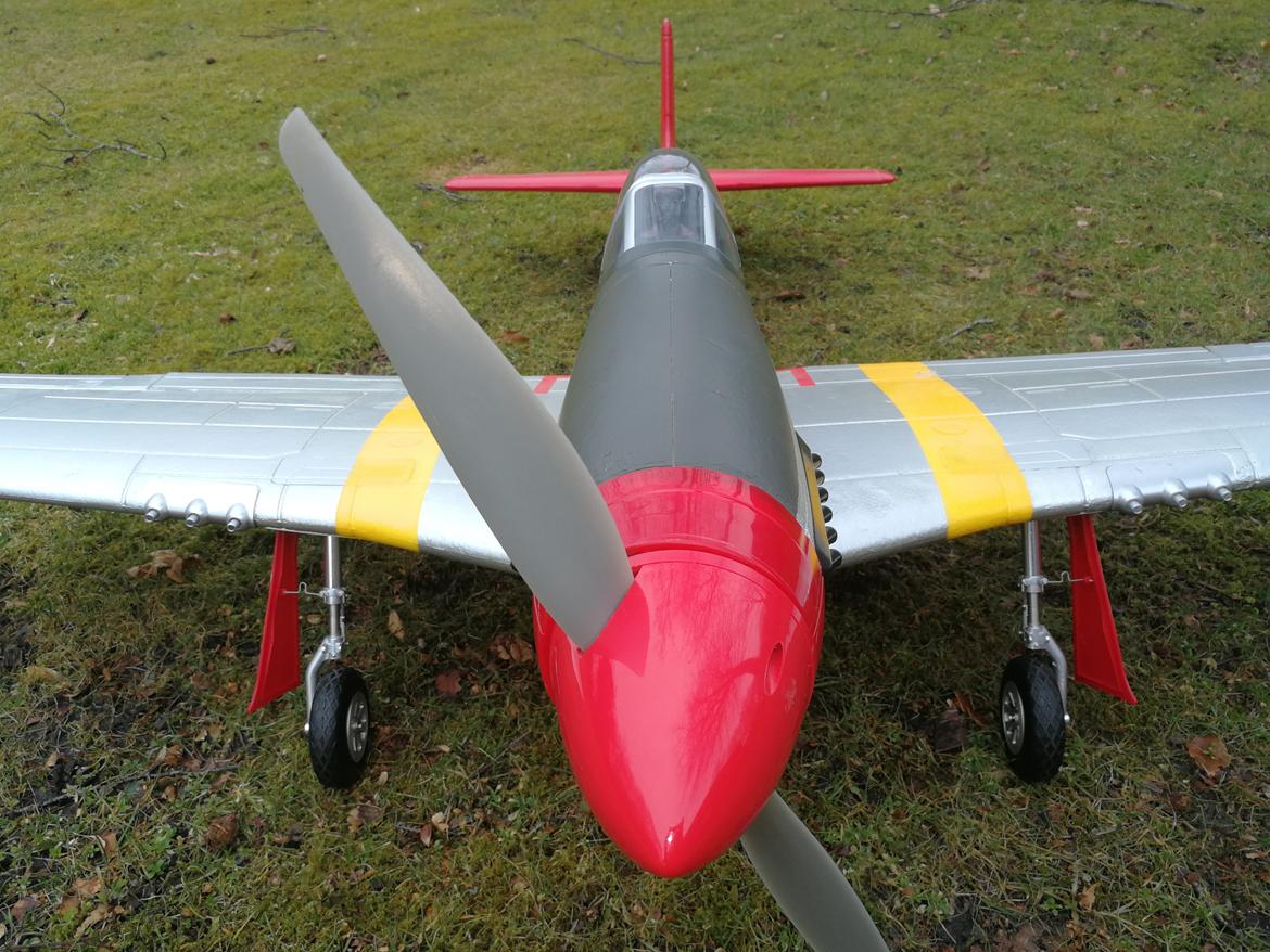 Fly FMS Mustang P51D red tail  (solgt) billede 3