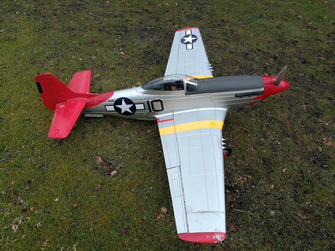 Fly FMS Mustang P51D red tail  (solgt) billede 9