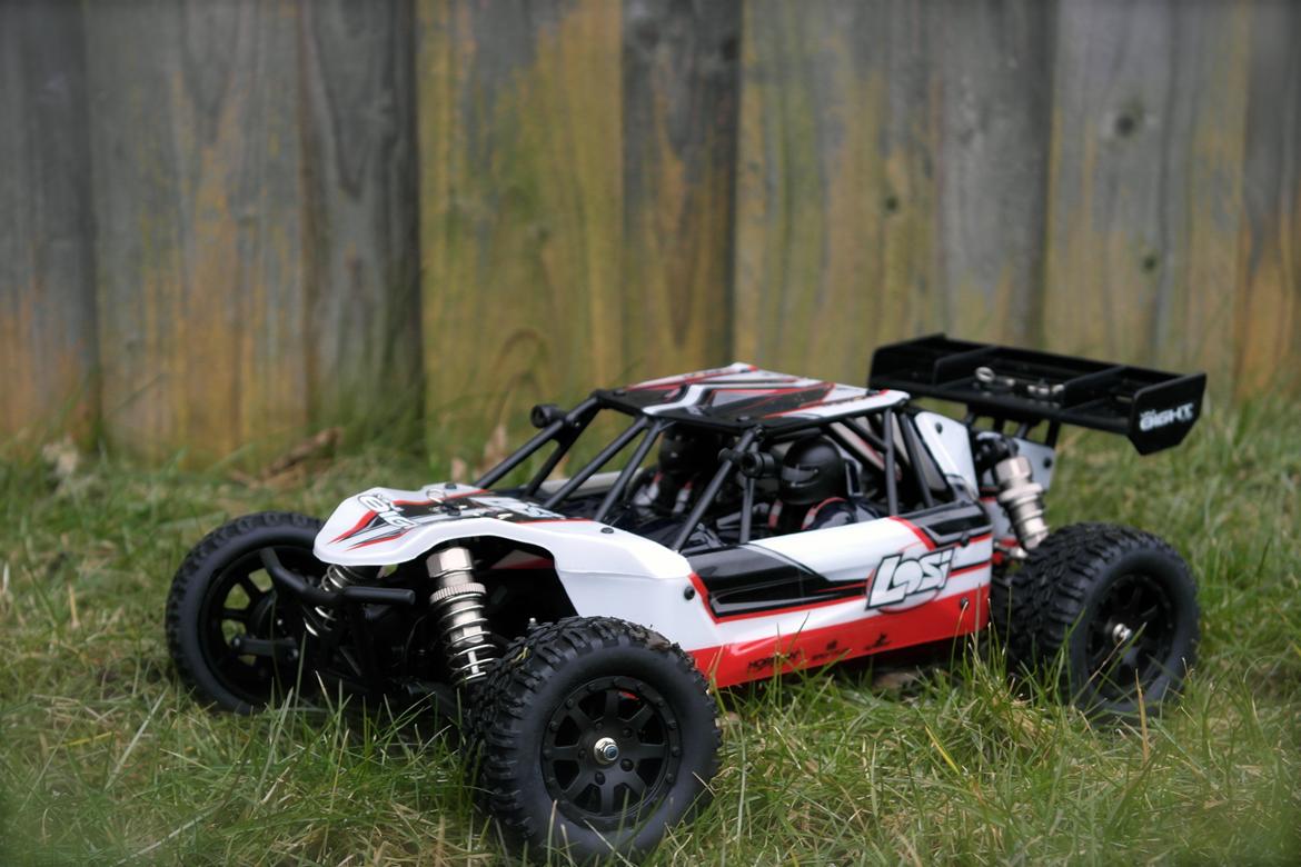 Buggy Losi Mini 8ight DB - Syntes selv den ser ret ond i :-) billede 1