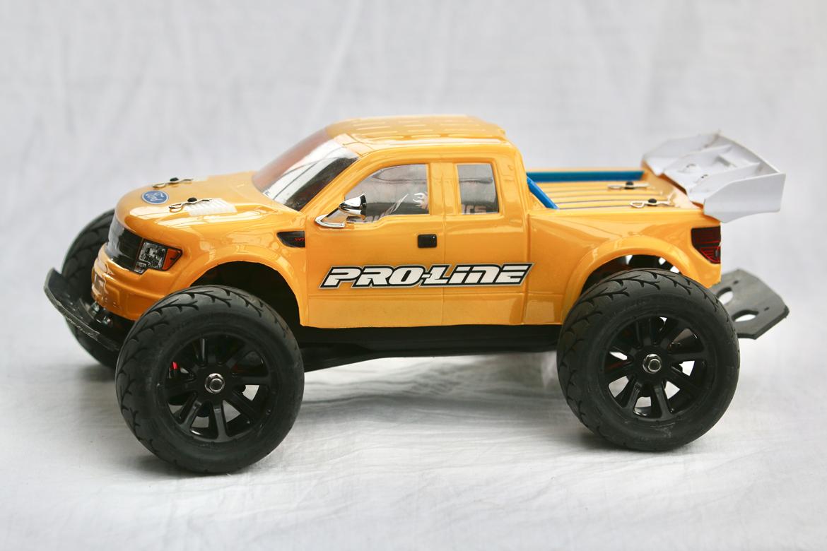 Bil Traxxas 1/16 E-Revo billede 7