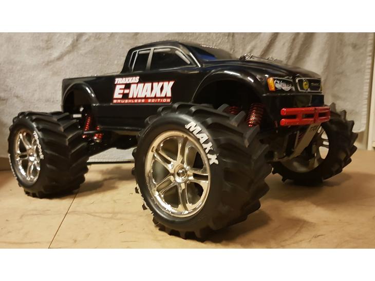 Truck Traxxas E-Maxx billede 1