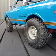 Bil Axial SCX 10 II 1969 Blazer