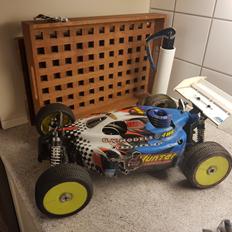 Buggy G.V Hunter 1/8 4WD solgt