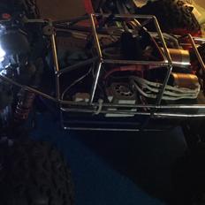 Bil Traxxas T-maxx 3,3  conventeret til Dual brushless