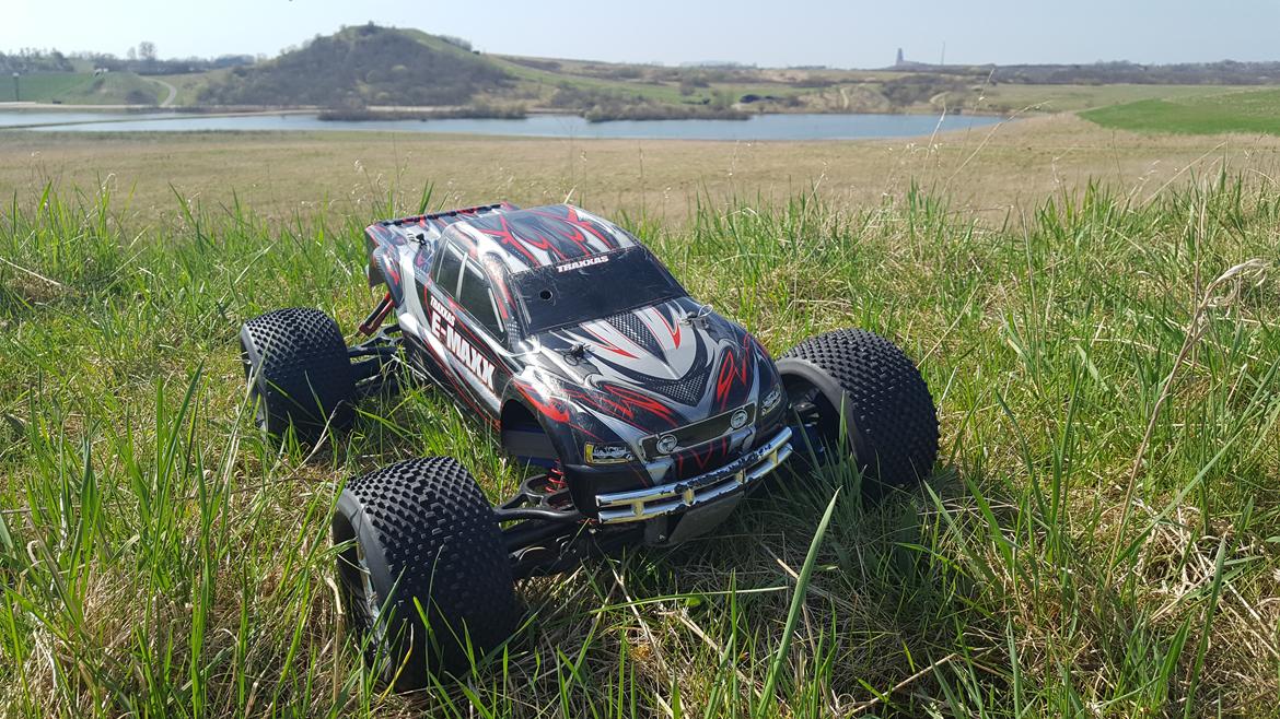 Off-Roader TRAXXAS E-MAXX billede 1