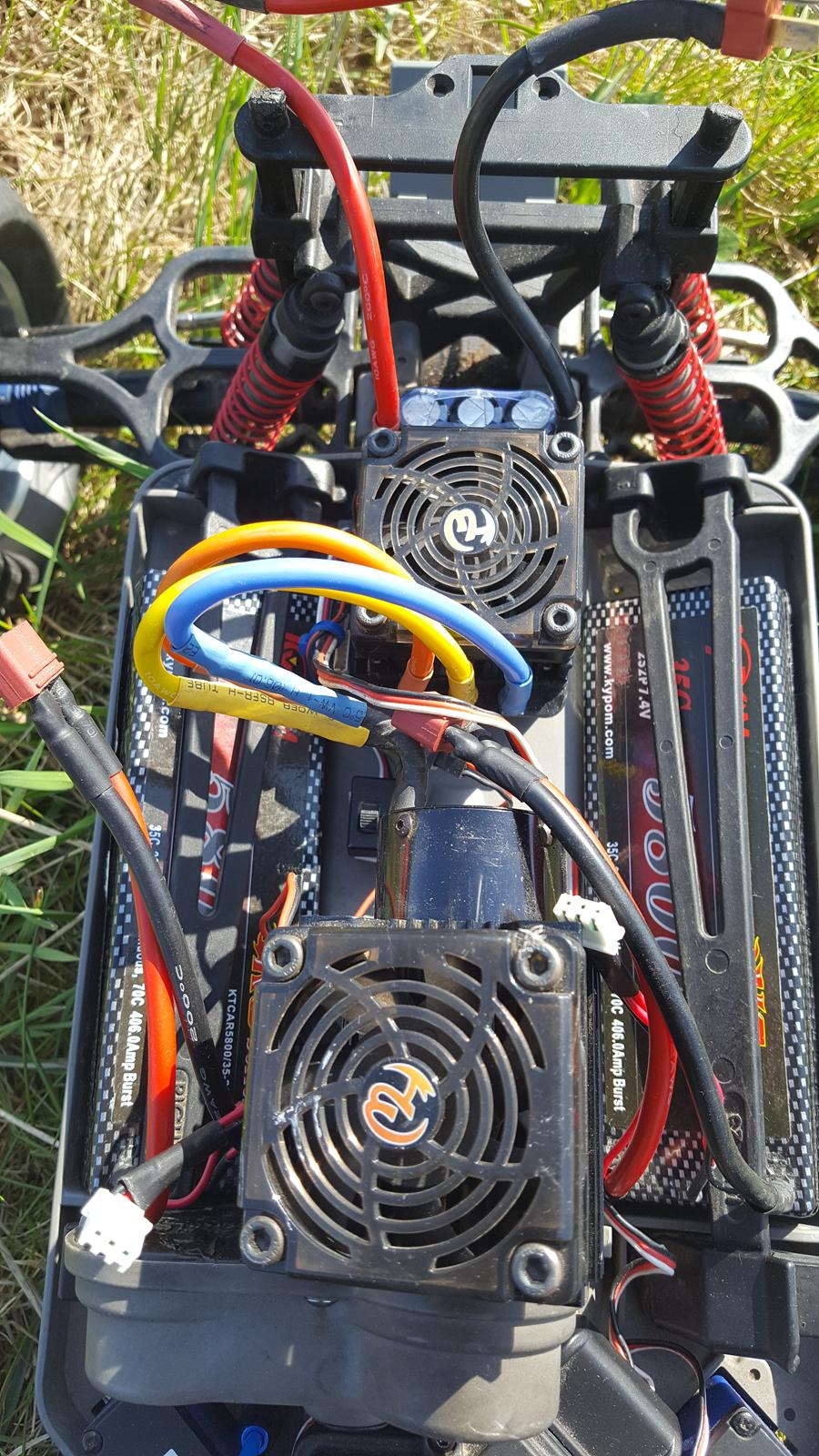 Off-Roader TRAXXAS E-MAXX billede 21