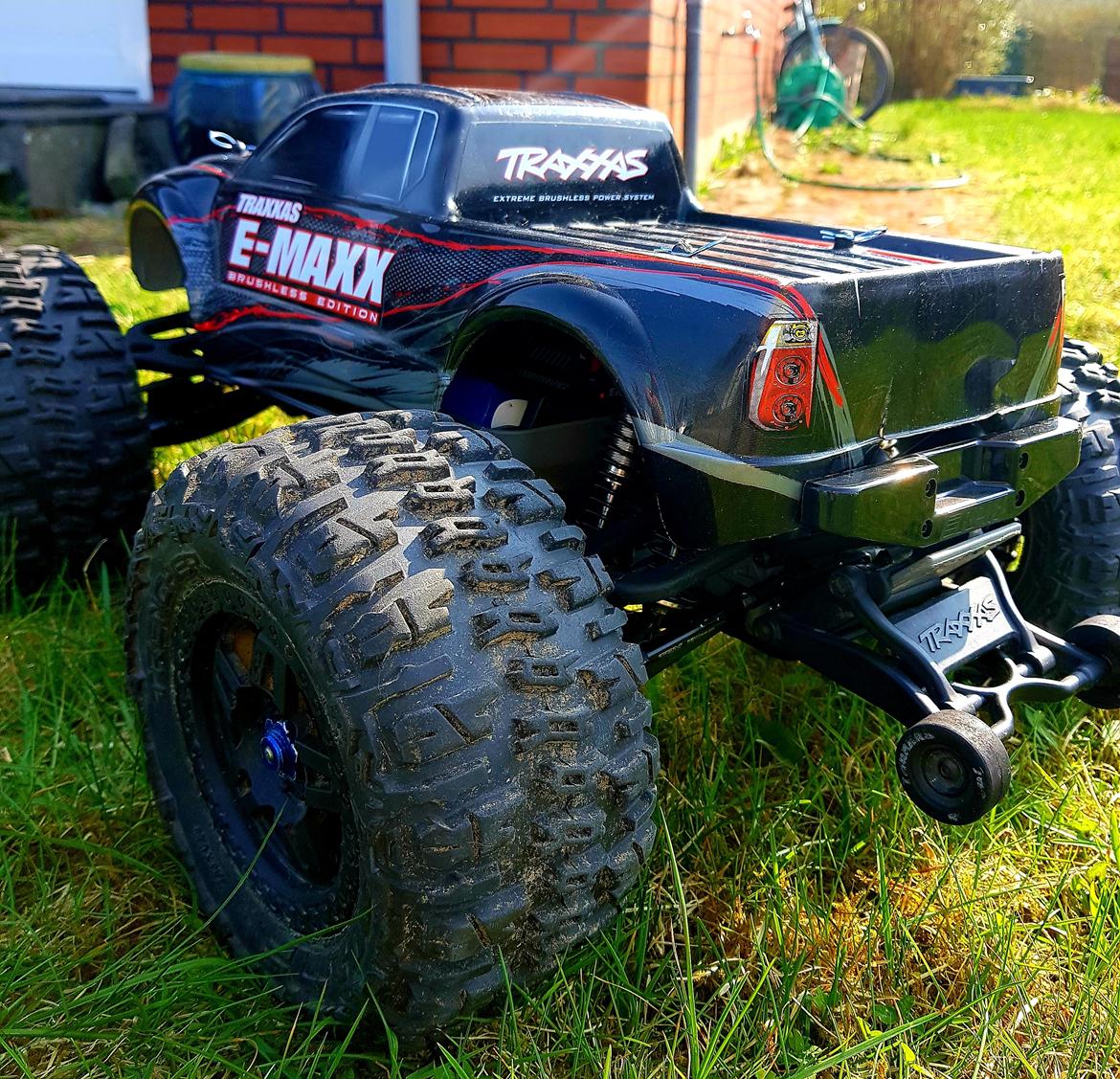 Off-Roader E-MAXX billede 8