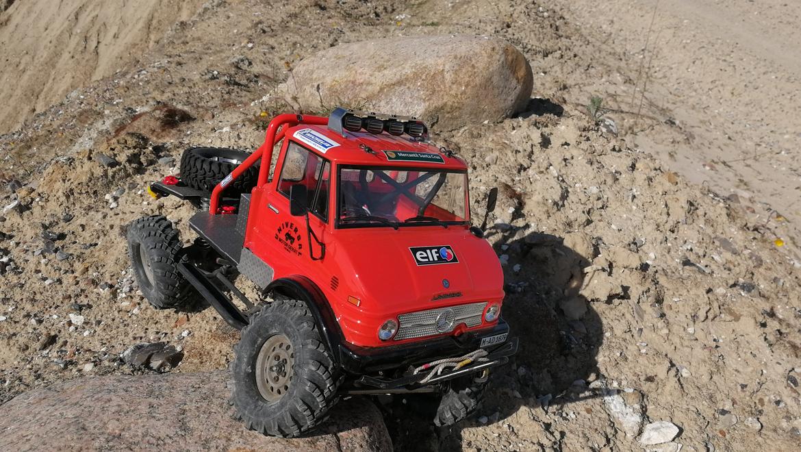 Off-Roader Axial SCX-10 "Unimog 406" billede 2