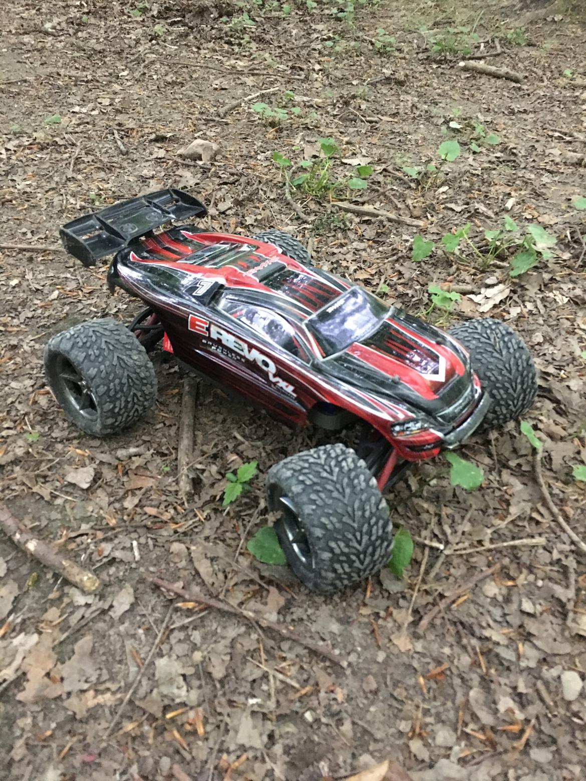 Bil Traxxas e-revo 1/16 vxl  billede 3