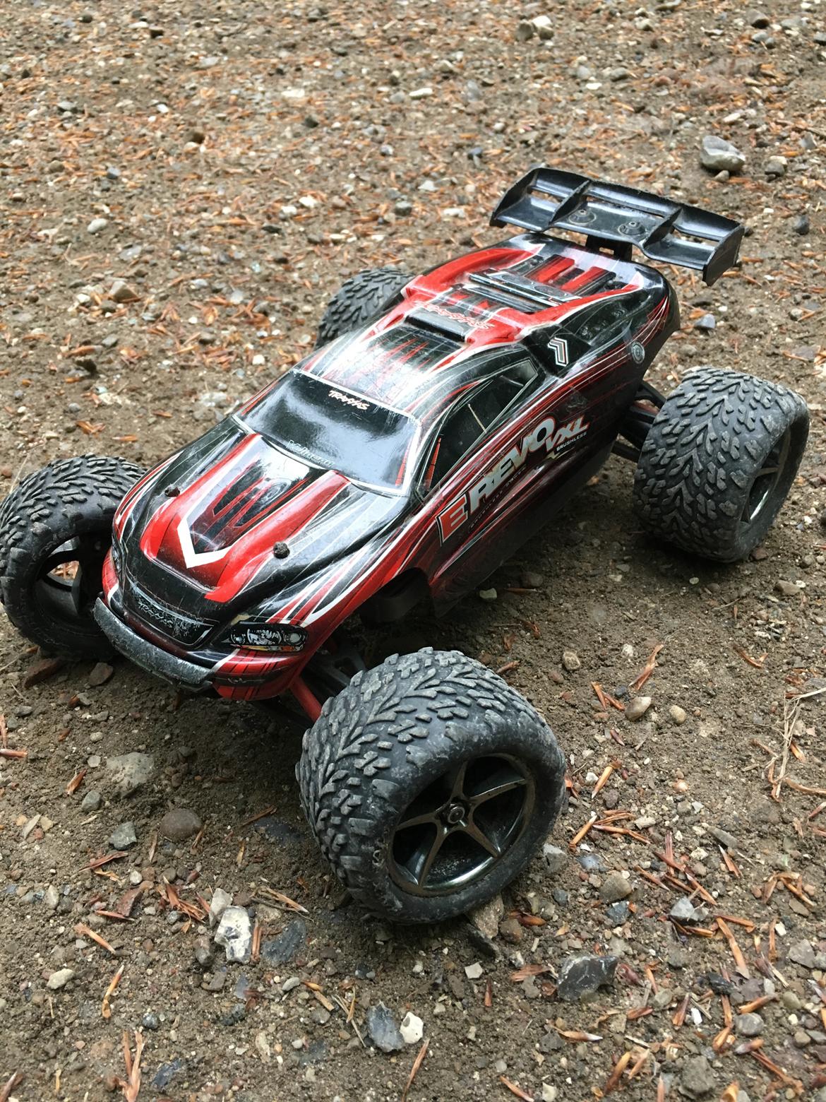 Bil Traxxas e-revo 1/16 vxl  billede 6