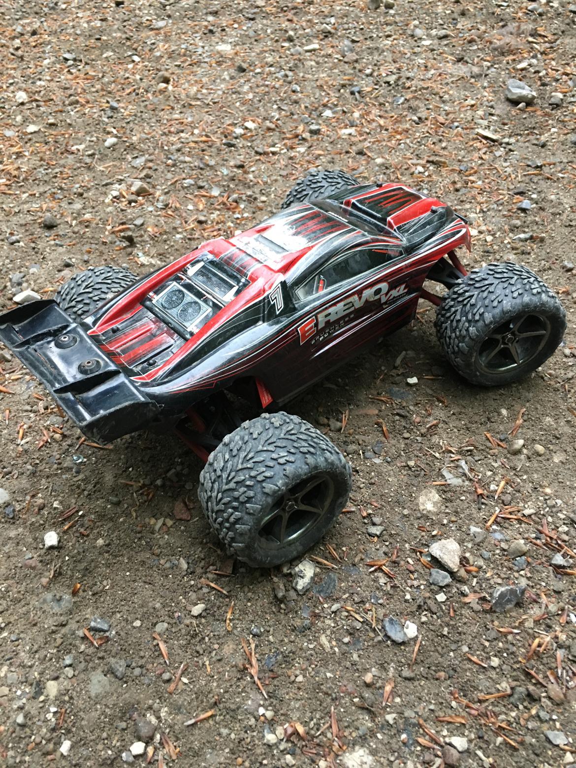 Bil Traxxas e-revo 1/16 vxl  billede 5