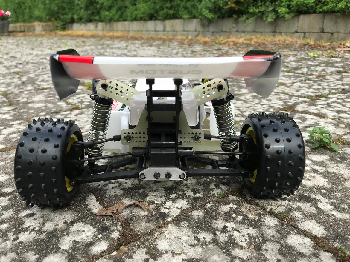 Buggy Kyosho Turbo Optima Mid Custom billede 5