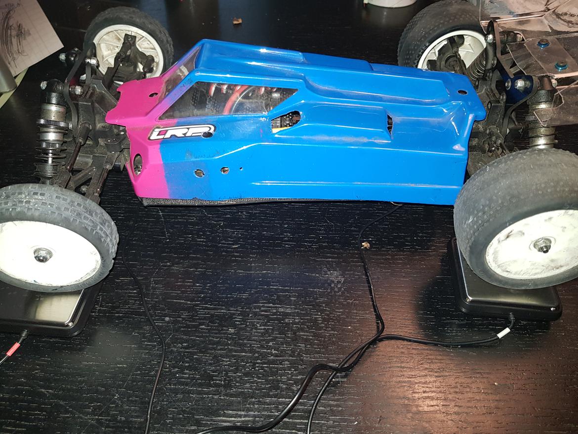 Buggy Xray Xb4 2017 (tidligere enhed) billede 9