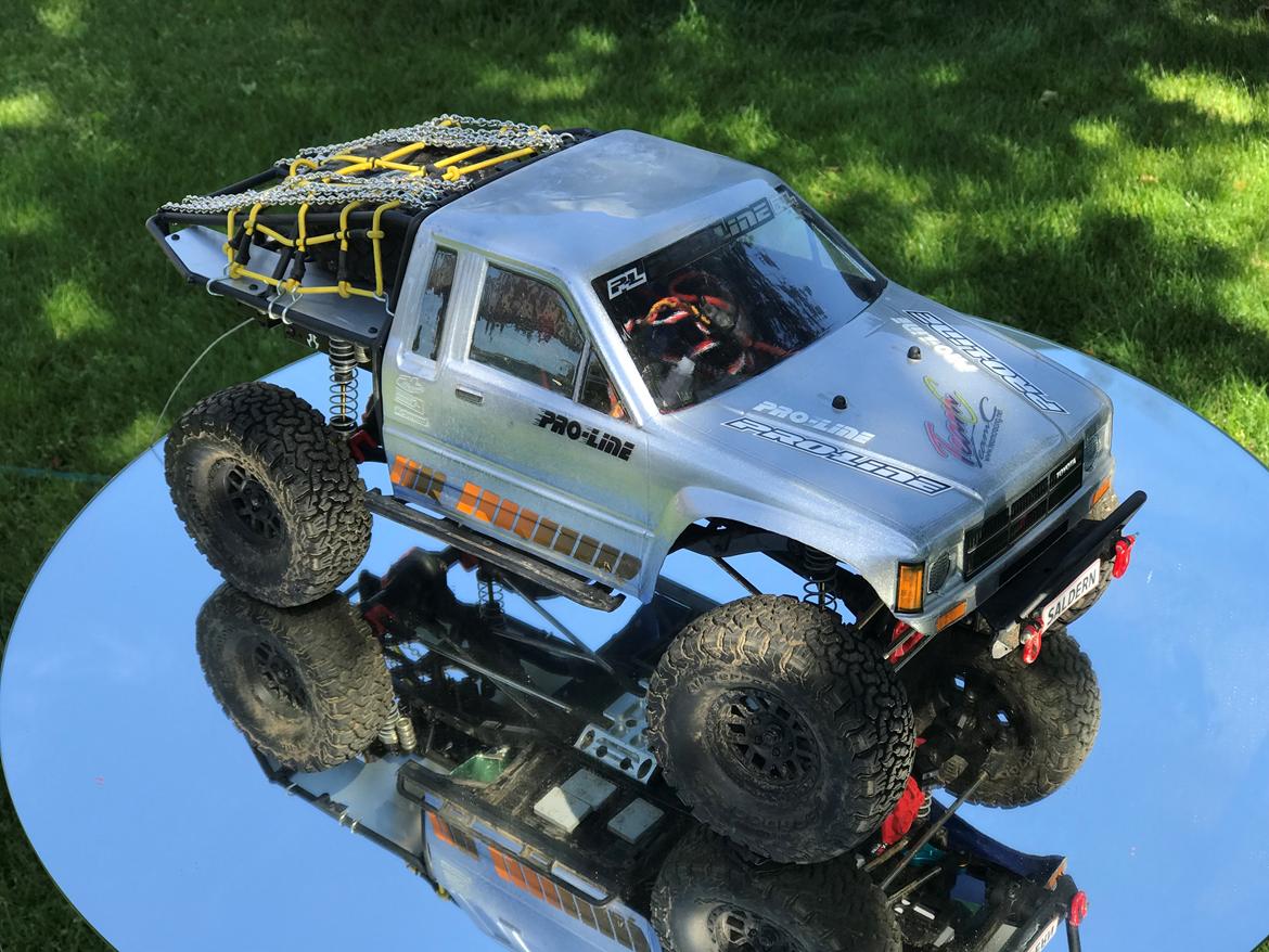 Off-Roader Axial scx 10 2 jeep cherokee billede 1