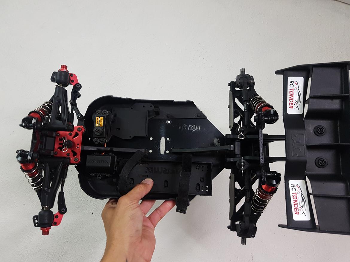 Buggy Arrma Typhon 6s BLX billede 6