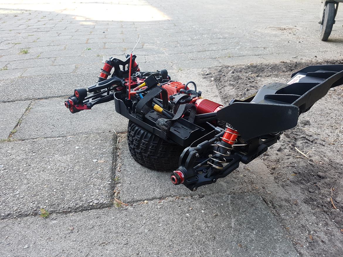 Buggy Arrma Typhon 6s BLX billede 12