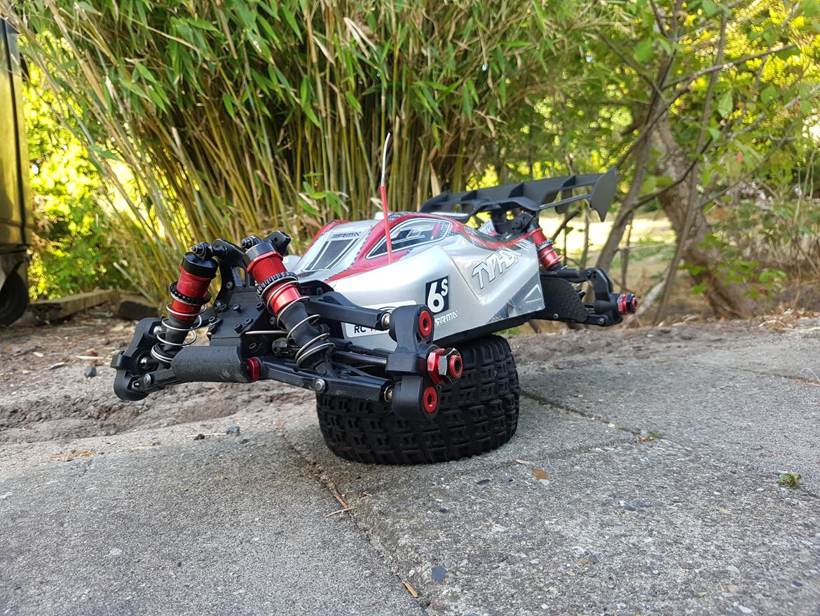 Buggy Arrma Typhon 6s BLX billede 13