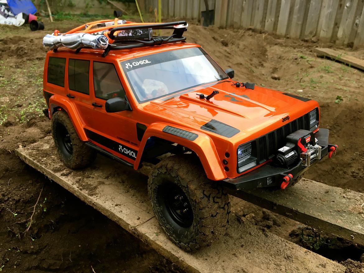 Truck SCX10-II - 2000 Jeep Cherokee - Builder´s Kit billede 3