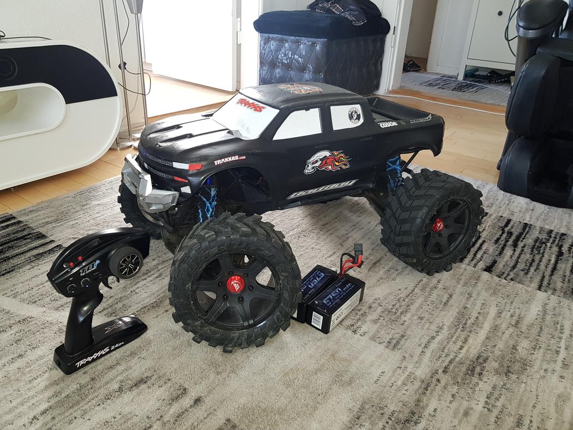 Bil Traxxas X Maxx 8s (solgt) billede 1