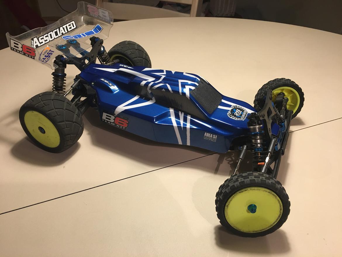 Buggy Team associated rc10b6 billede 1