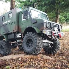 Lastbiler Mercedes Unimog MP