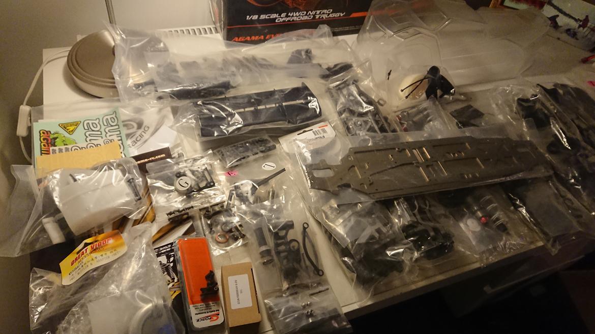 Off-Roader Agama evo A8T Lrp nitro truggy  billede 2
