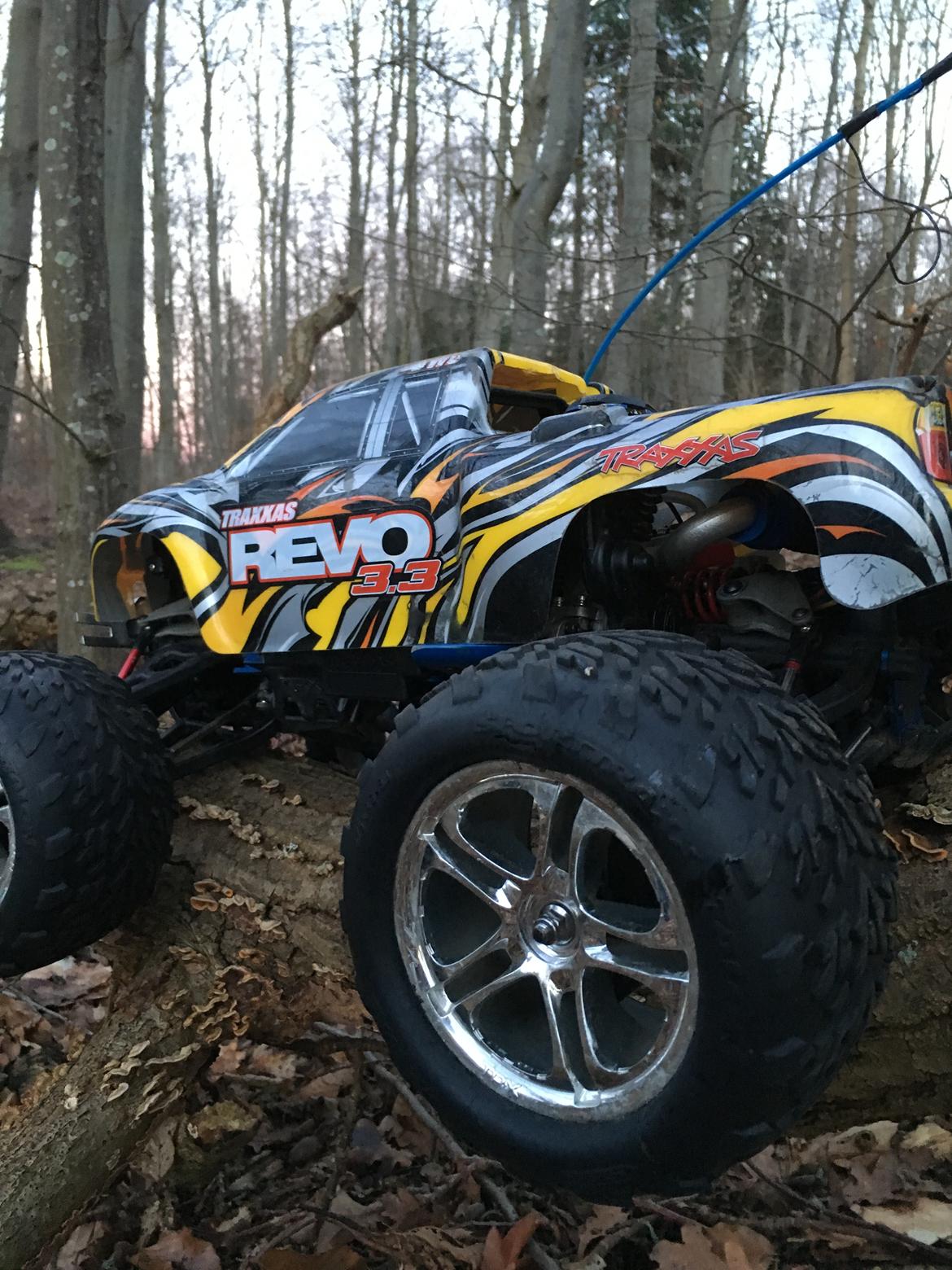 Bil Traxxas revo 3,3  billede 7