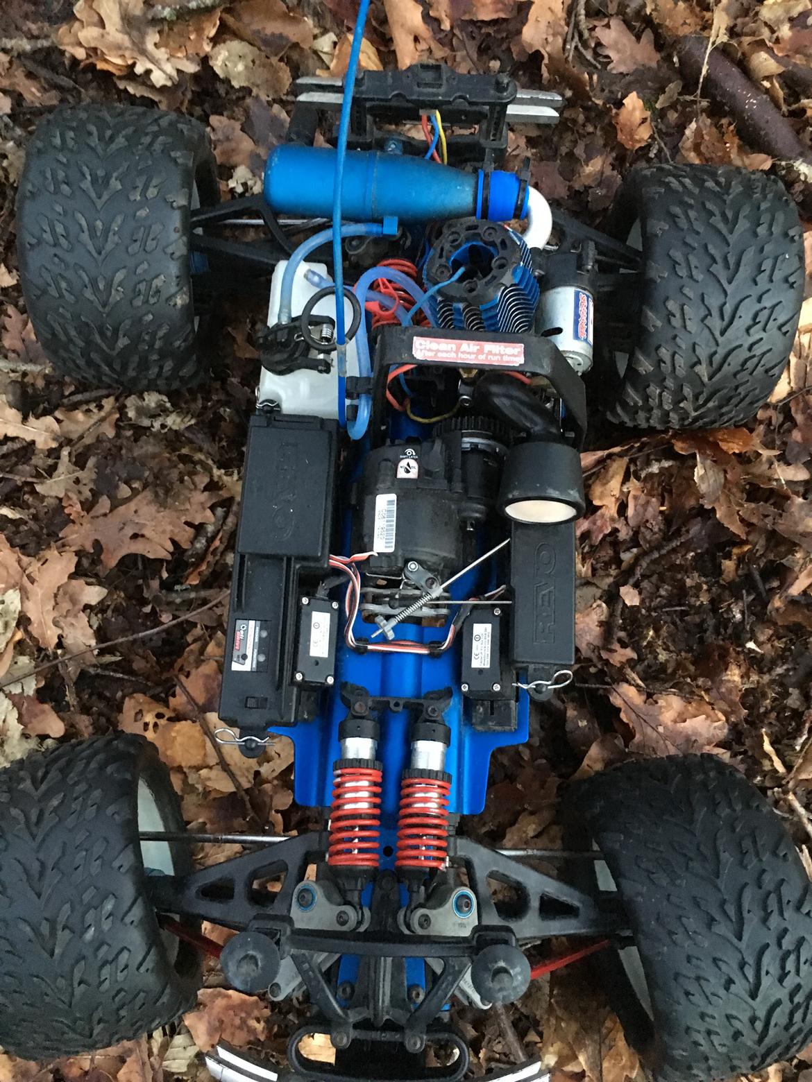 Bil Traxxas revo 3,3  billede 8