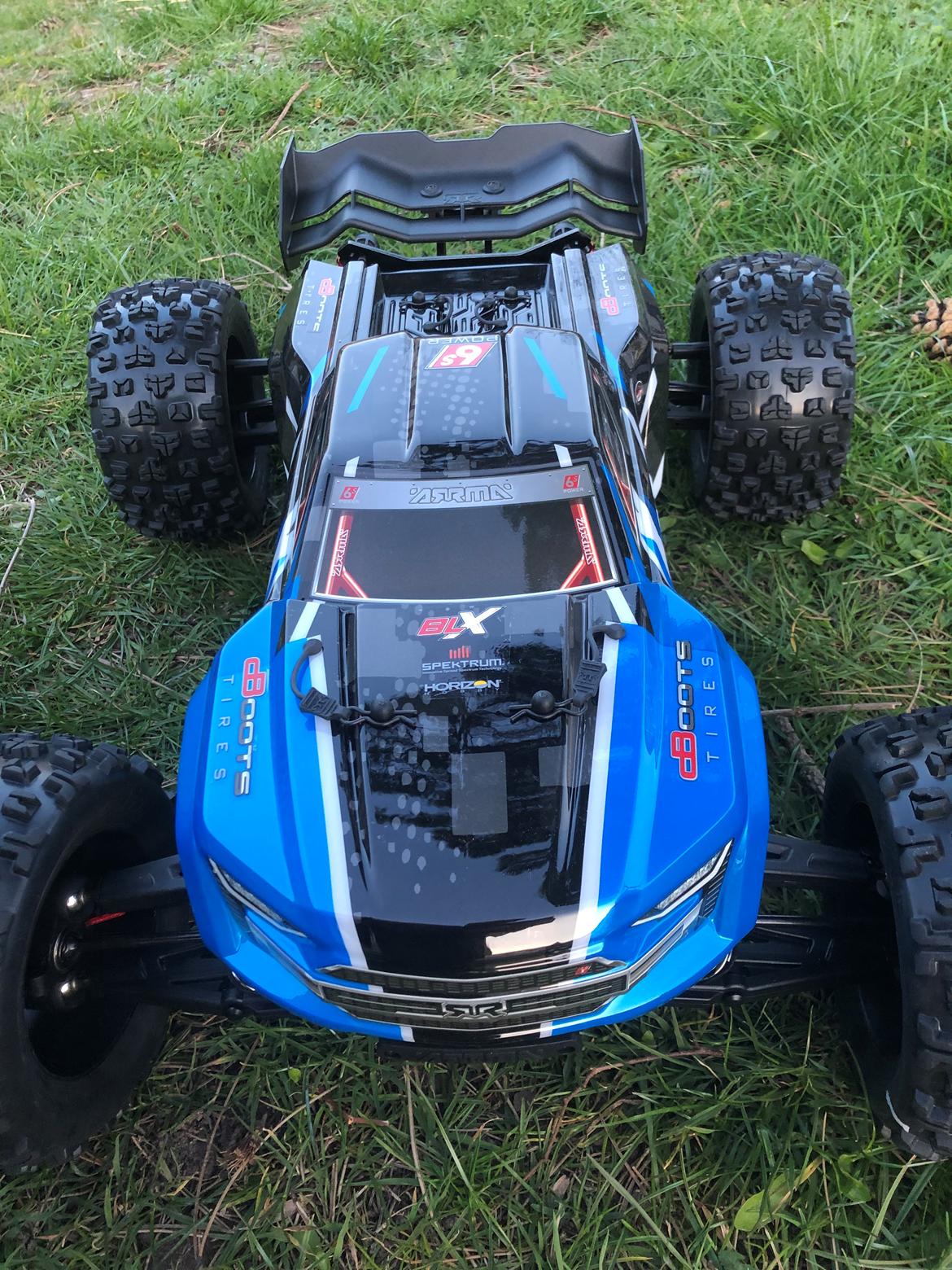 Off-Roader Arrma Kraton v 4  billede 9