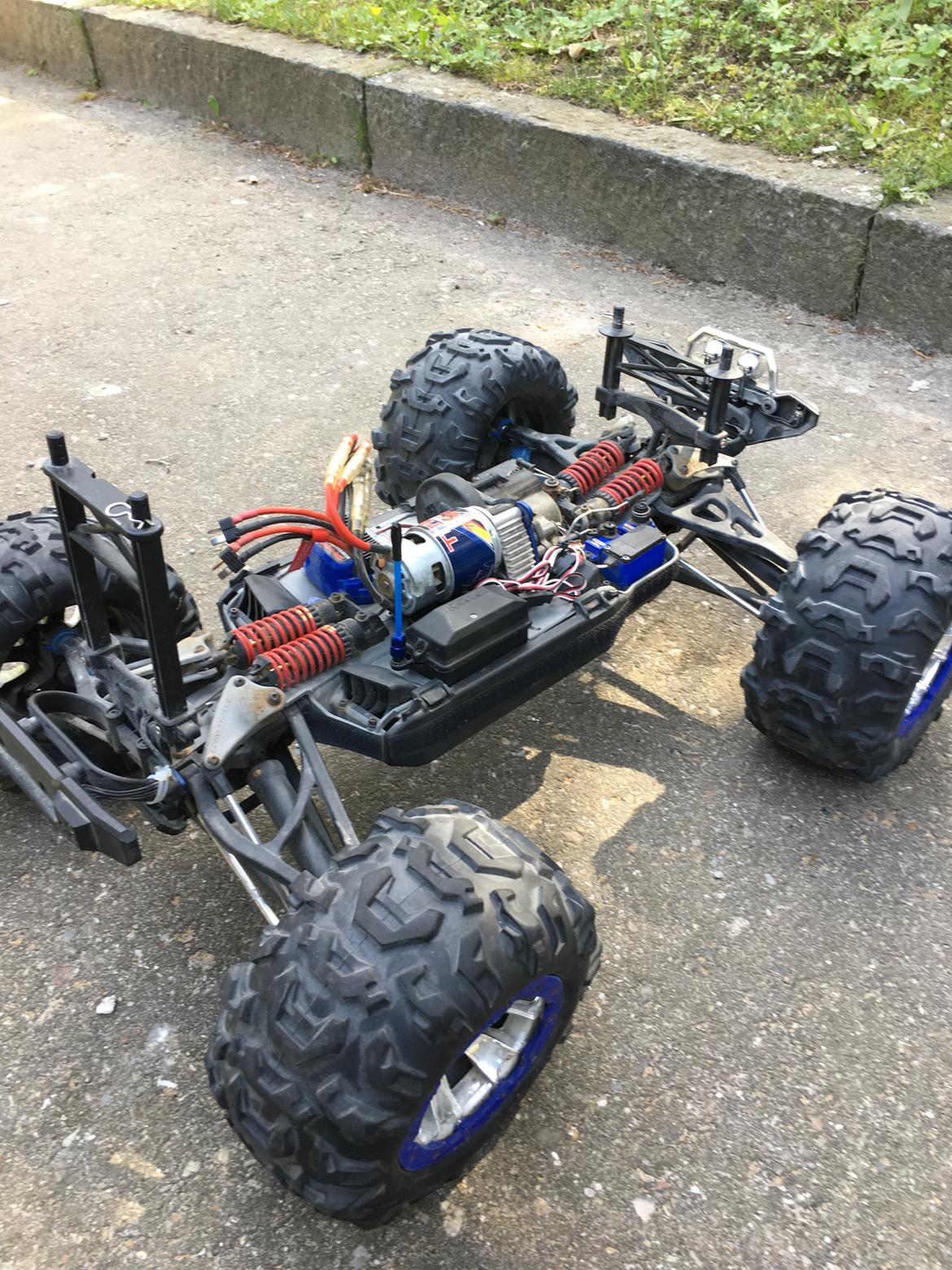 Bil Traxxas summit 1/10 billede 6