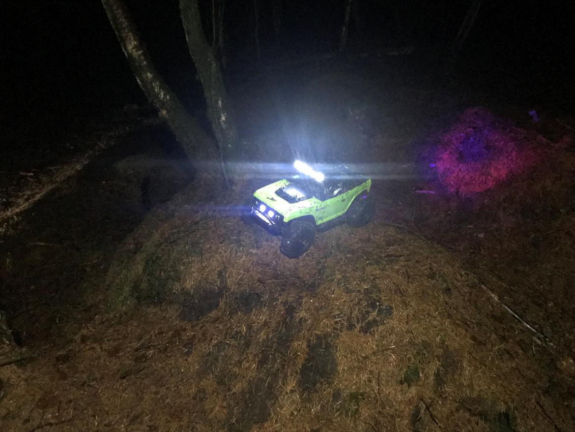 Off-Roader Axial SCX10 Deadbolt billede 19