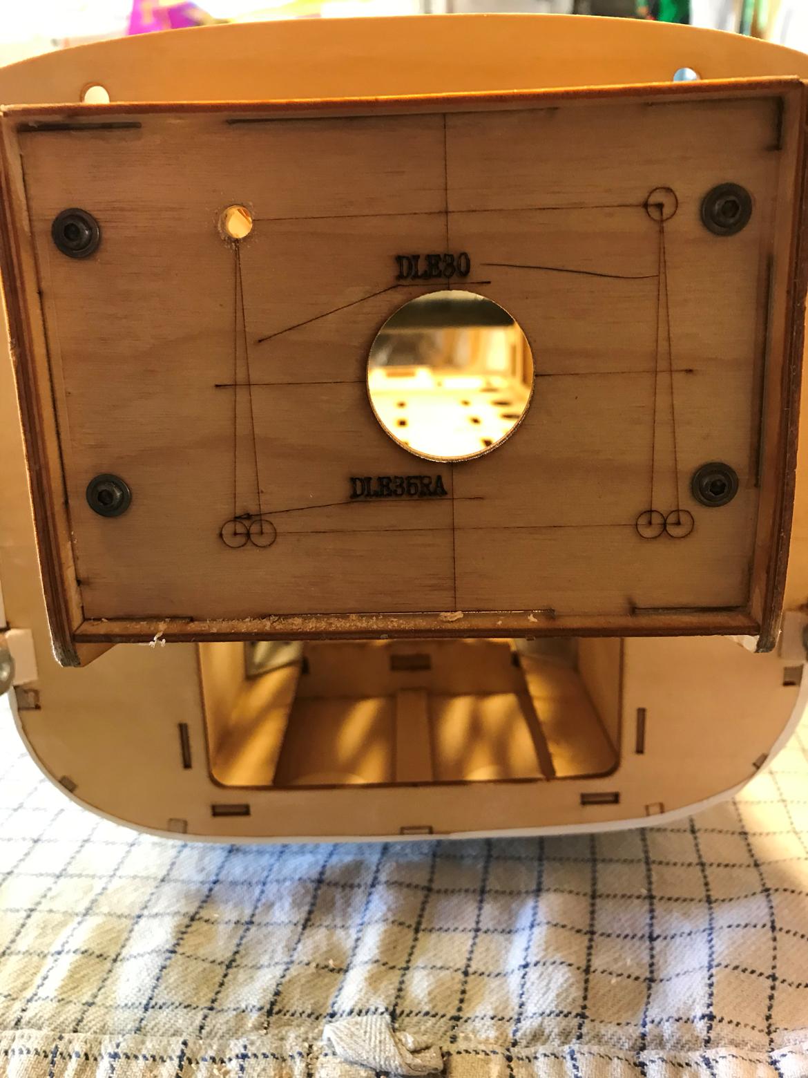 Fly Edge 540 35 ccm Goldwing - Motor klar til install 5 mm hul til bolt. Motor har ca. 5 gr sidetræk da motorspandt sidder skævt billede 12