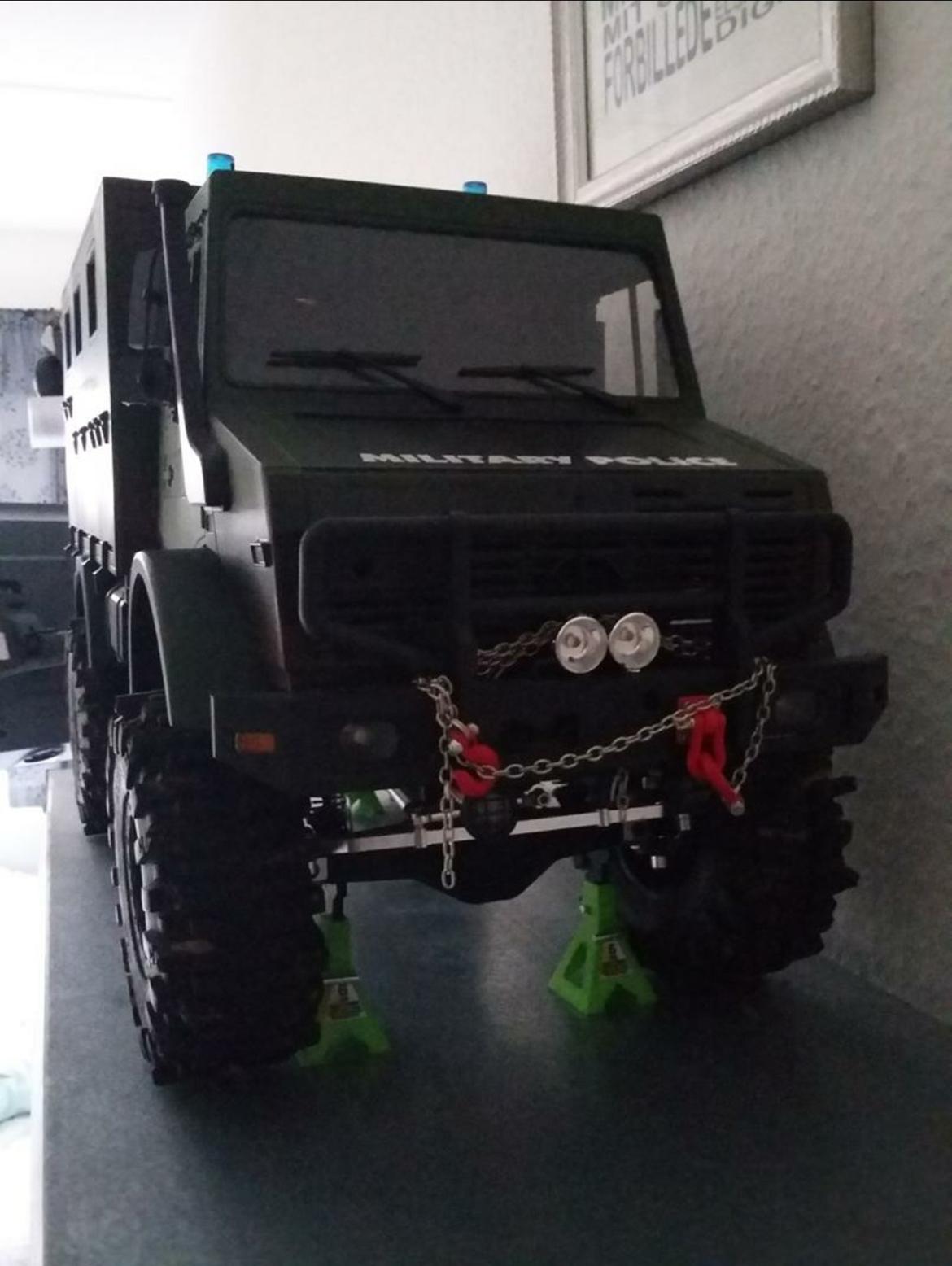 Lastbiler Mercedes Unimog MP billede 11