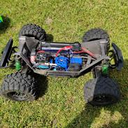 Off-Roader Traxxas – Maxx 4×4 Brushless 4S