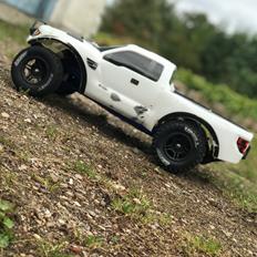 Off-Roader Traxxas slash 2WD LCG