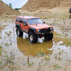 Off-Roader Axial Scx10 II cherokee kit