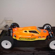 Bil Buggy Team Associated RC10 B6