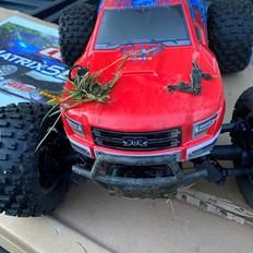 Truck Arrma granite 3’s blx 