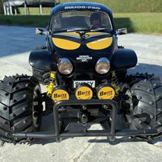Off-Roader Tamiya Monster Beetle black edt.